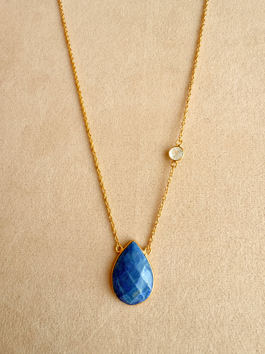 lapis lazuliのページになります 鷹嶺ルイ」初となる全国流通アルバム『Lapis Lazuli』リリース