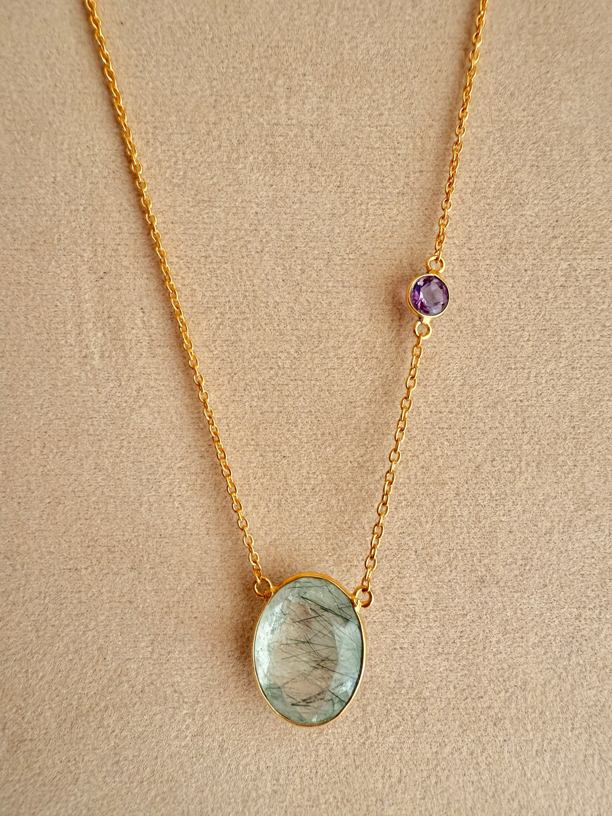 Pahi AMULET